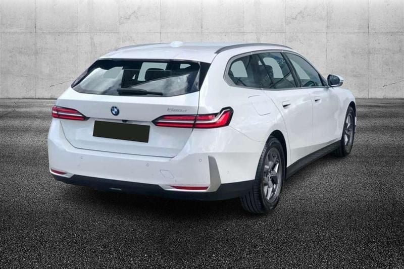 Usata BMW 520 197 CV (144 kW) 2025 Bianco Station wagon