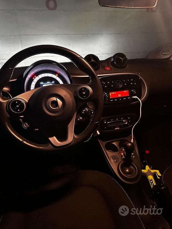 Usata Smart ForTwo Cabrio 2017 Nero Cabrio