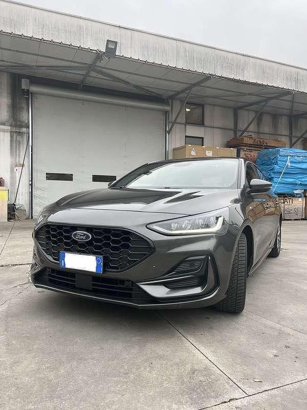 Usata Ford Focus ST-Line 125 CV (91 kW) 2023 Grigio Berlina