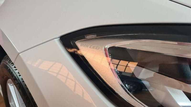 Usata BMW 318 Advantage 150 CV (110 kW) 2020 Mineralweiss metallic Station wagon