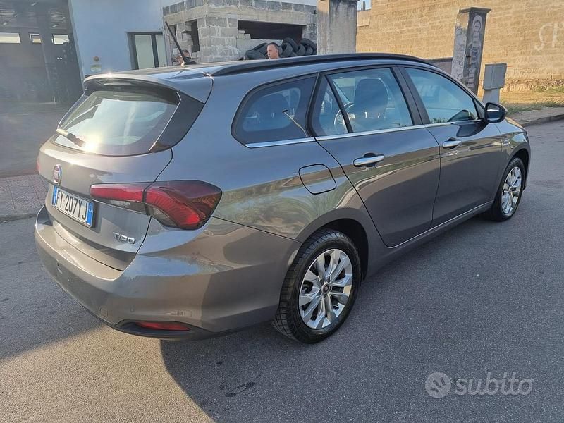 Usata Fiat Tipo S 120 CV (88 kW) 2019 Station wagon