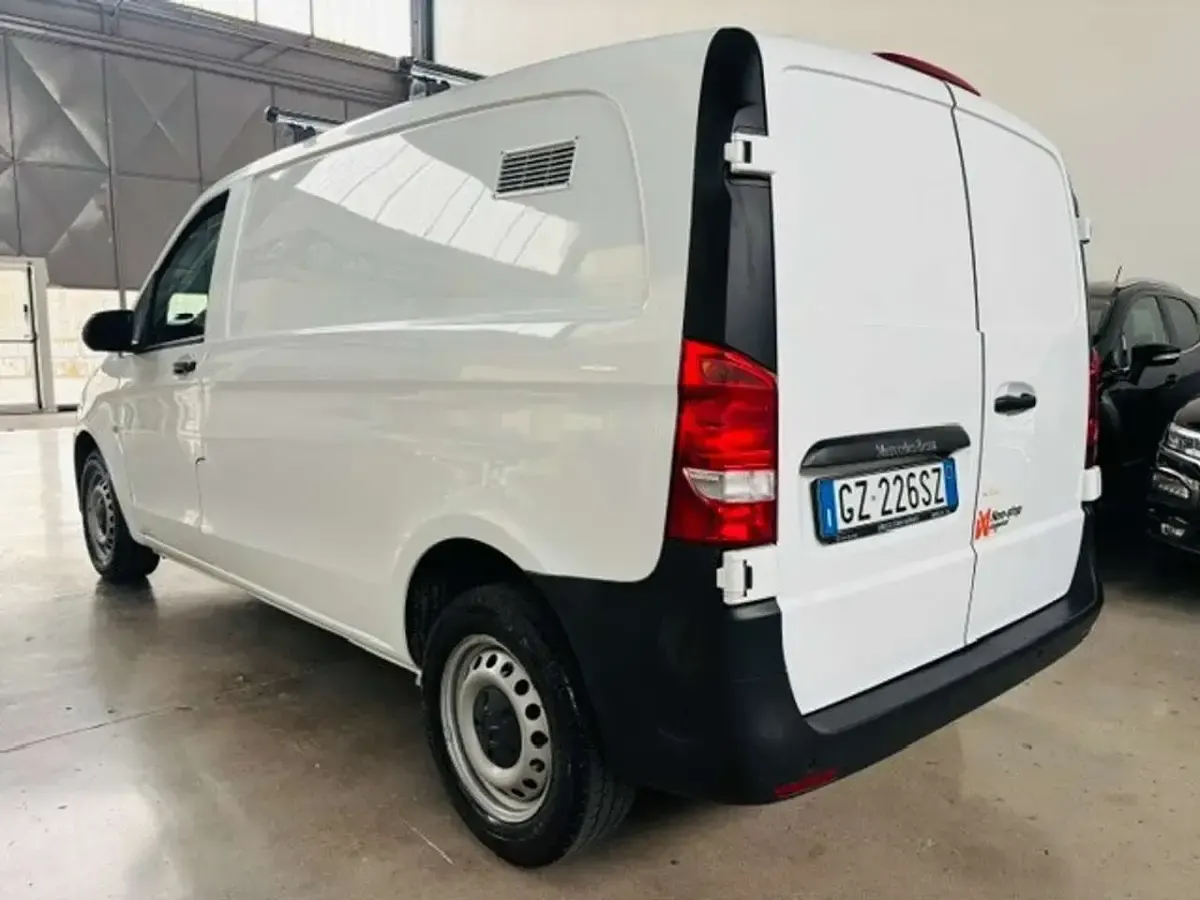 Usata Mercedes Vito 136 CV (100 kW) 2020 Bianco Furgone