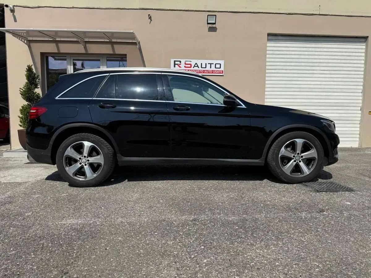 Usata Mercedes GLC220 Premium 170 CV (125 kW) 2016 Nero SUV
