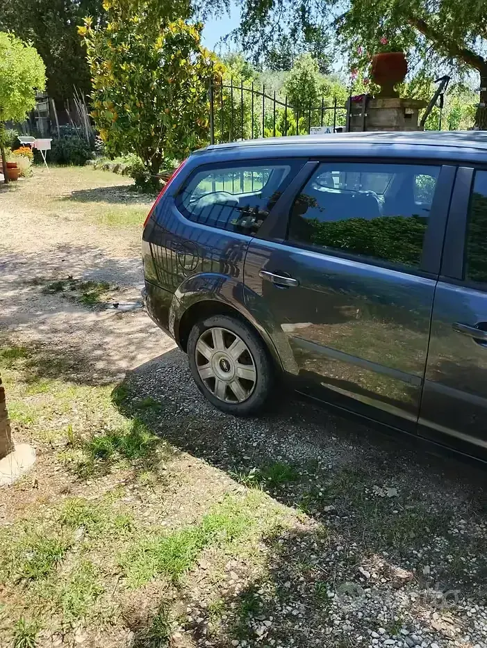 Usata Ford Focus 116 CV (85 kW) 2007 Station wagon