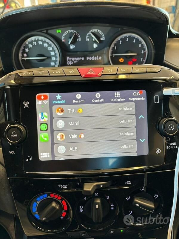 Usata Lancia Ypsilon Gold 69 CV (50 kW) 2022 Bianco Utilitaria