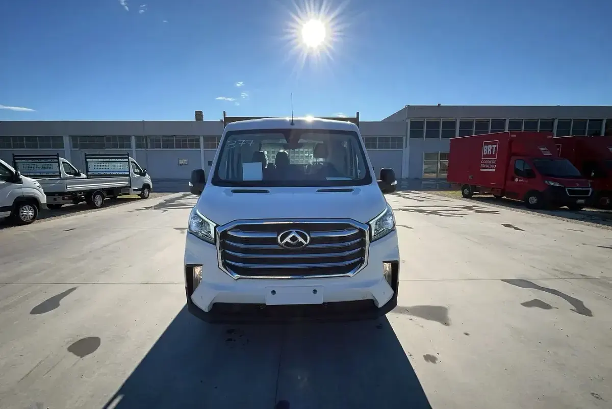 Nuova Maxus V90 150 CV (110 kW) 2025 Bianco Furgone