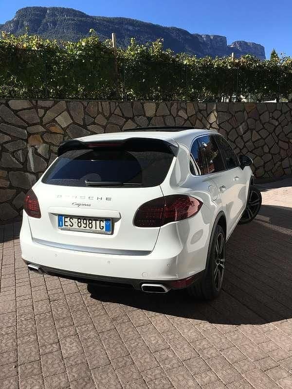 Usata Porsche Cayenne 245 CV (180 kW) 2014 Bianco SUV