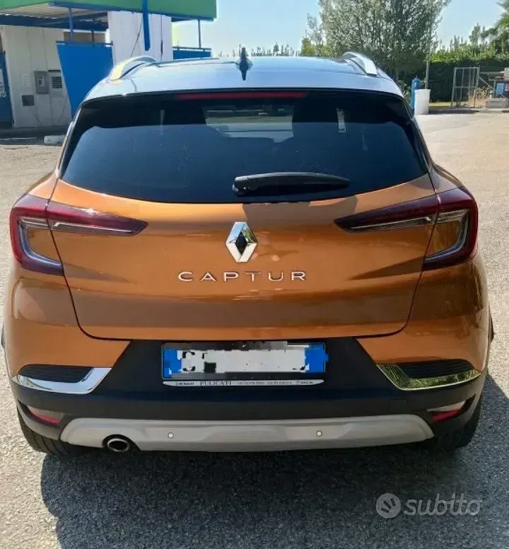 Usata Renault Captur 95 CV (69 kW) 2020 SUV