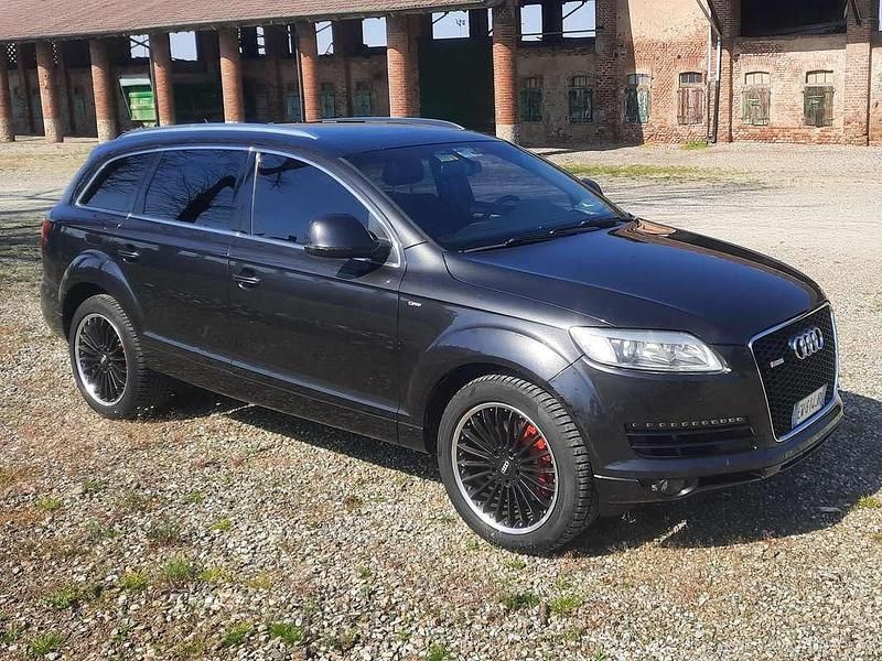 Usata Audi Q7 349 CV (256 kW) 2008 Grigio SUV