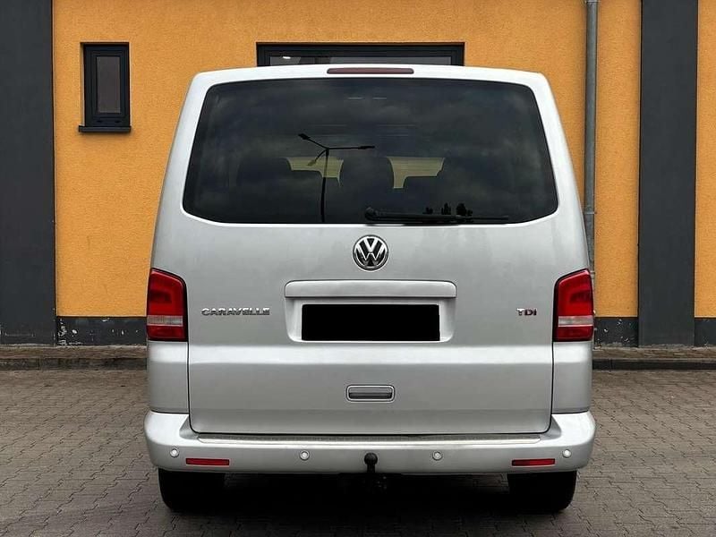 Usata VW Multivan Comfortline 179 CV (131 kW) 2010 Argento Monovolume