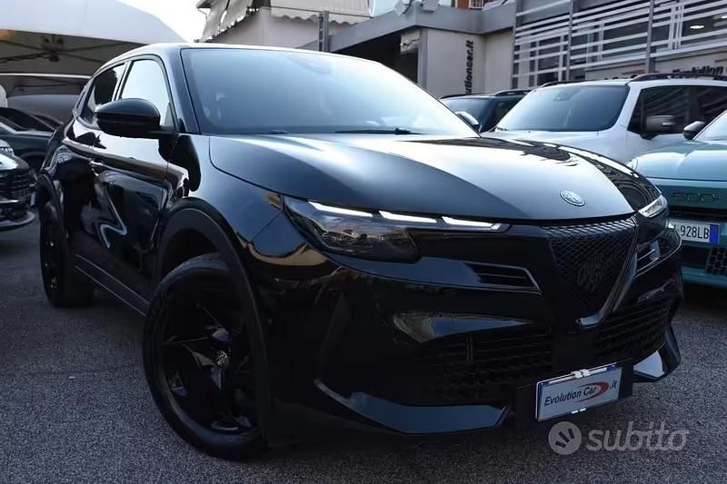 Usata Alfa Romeo GT Junior 136 CV (100 kW) 2024 Nero pastello SUV