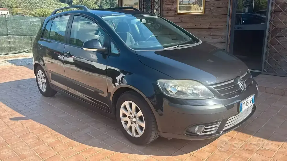 Usata VW Golf VI United 102 CV (75 kW) 2009 Nero Utilitaria
