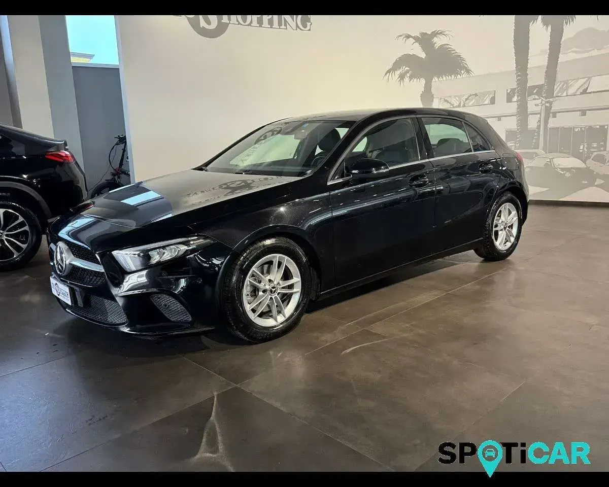 Usata Mercedes A180 Business 116 CV (85 kW) 2019 Berlina