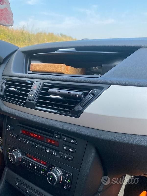 Begagnad BMW X1 143 HK (105 kW) 2013 Grå SUV