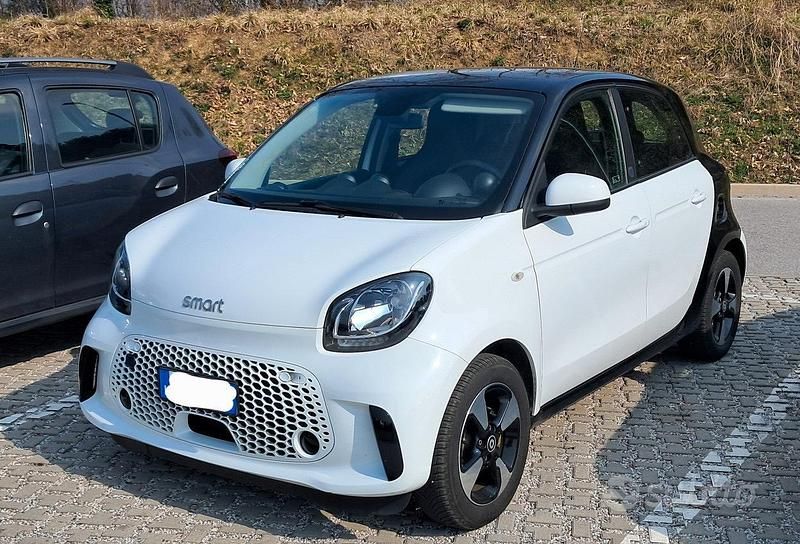 Usata Smart ForFour Electric Drive Passion 2021 Bianco Utilitaria