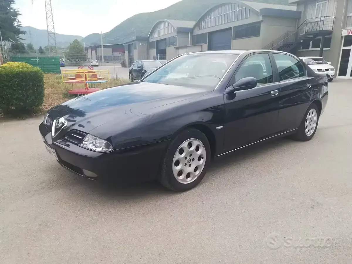 Usata Alfa Romeo 166 136 CV (100 kW) 1998 Berlina