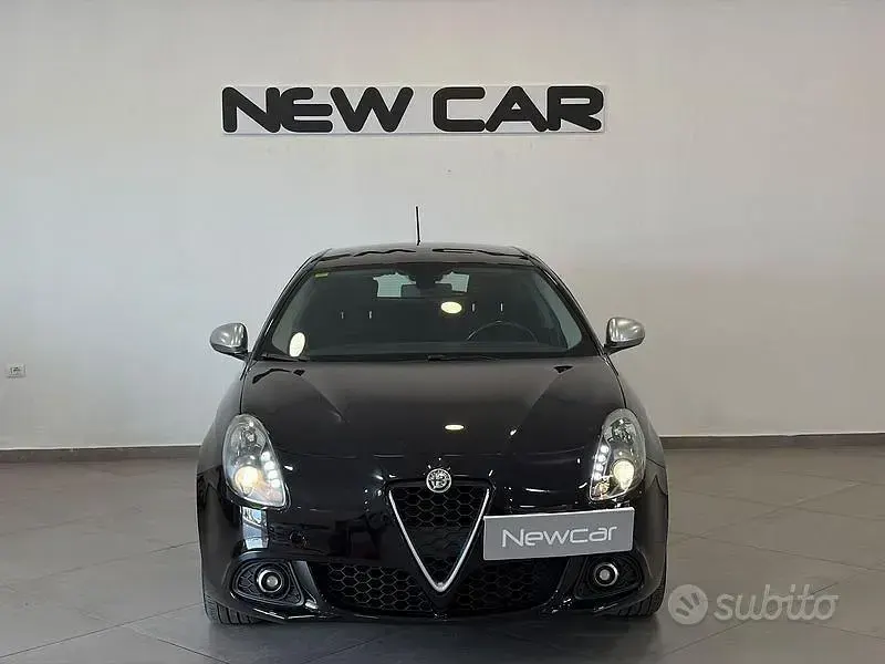 Usata Alfa Romeo Giulietta Super 120 CV (88 kW) 2017 Nero Utilitaria