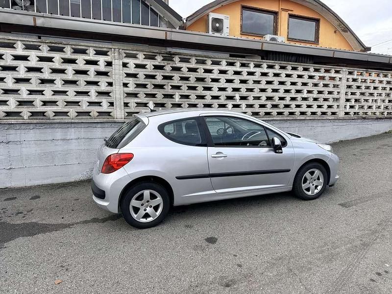 Usata Peugeot 207 CC 88 CV (64 kW) 2006 Grigio Cabrio