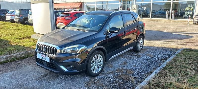 Nero Usata 2016 Suzuki SX4 S-Cross Cool SUV | 8900 € (Buon prezzo) - Immagine 1/4