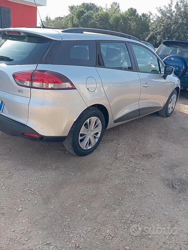 Usata Renault Clio GrandTour 75 CV (55 kW) 2017 Grigio Station wagon