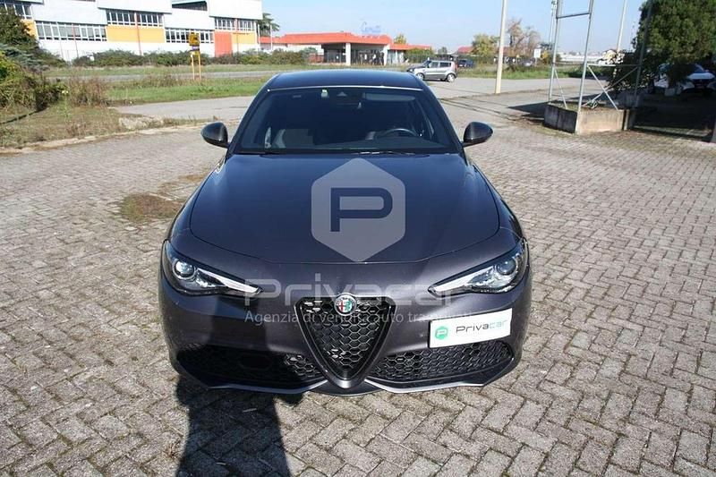 Usata Alfa Romeo Giulia Ti 211 CV (155 kW) 2021 Grigio Berlina