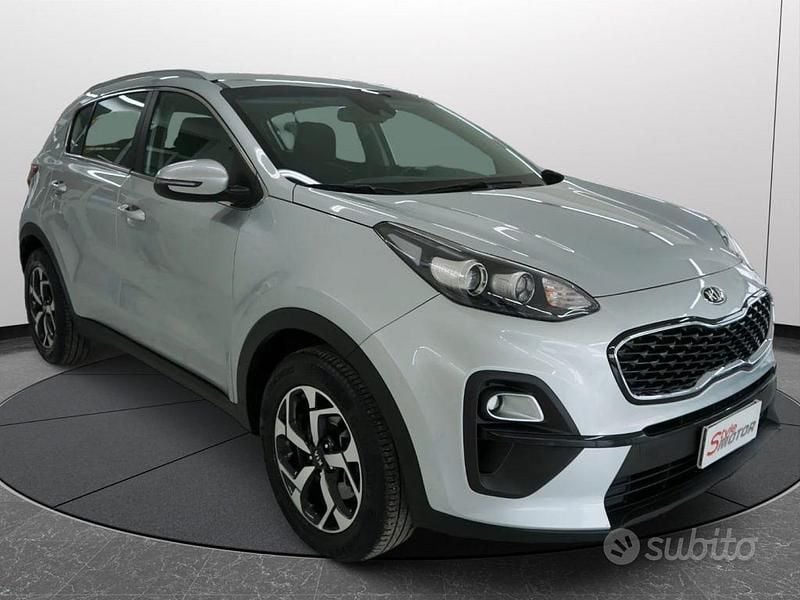 Usata Kia Sportage 136 CV (100 kW) 2021 Argento SUV
