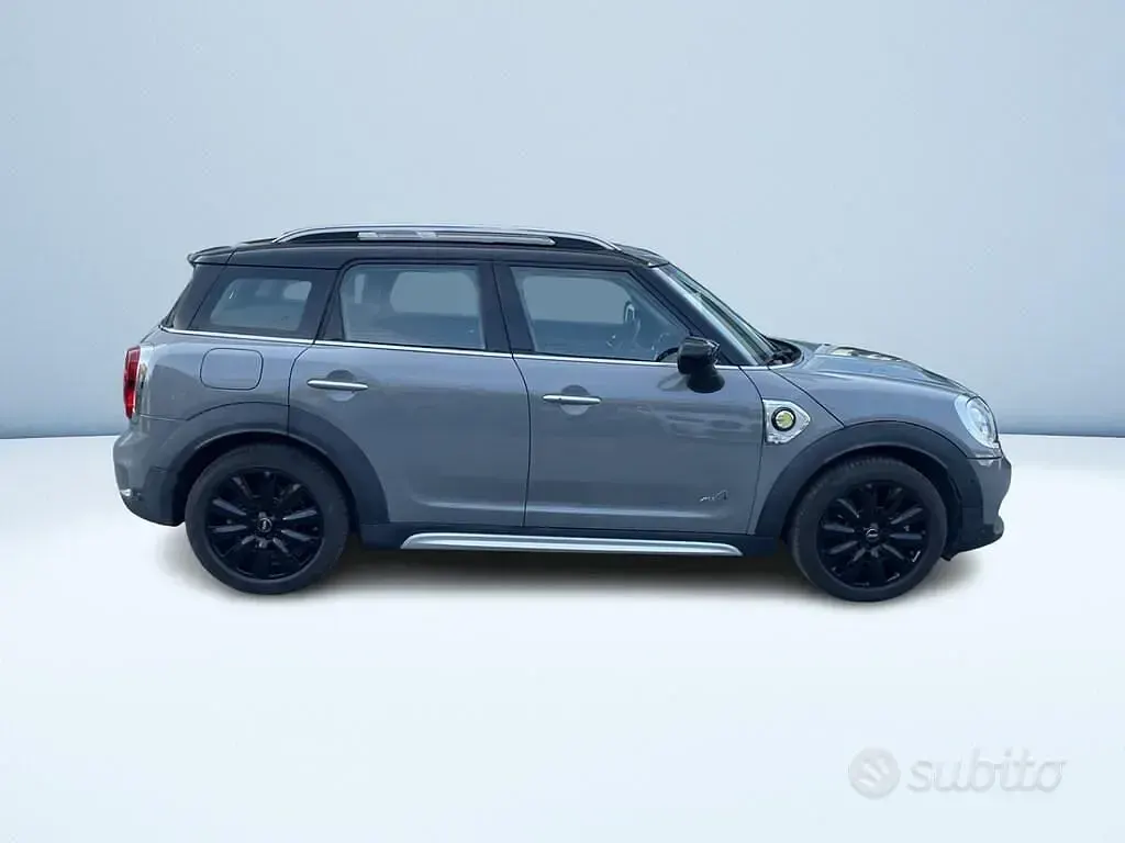 Usata Mini Cooper Countryman 125 CV (91 kW) 2020 Grigio SUV