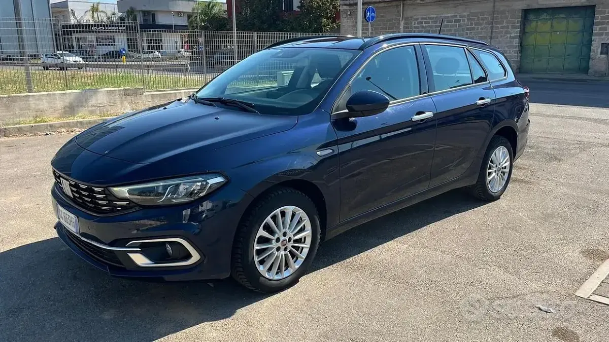 Usata Fiat Tipo Life 131 CV (96 kW) 2021 Bluazzurro Station wagon