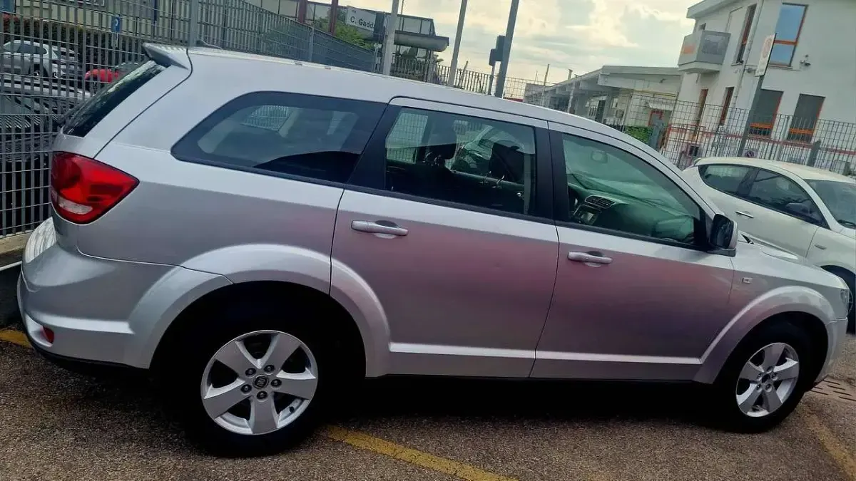 Usata Fiat Freemont Lounge 170 CV (125 kW) 2013 Argento SUV