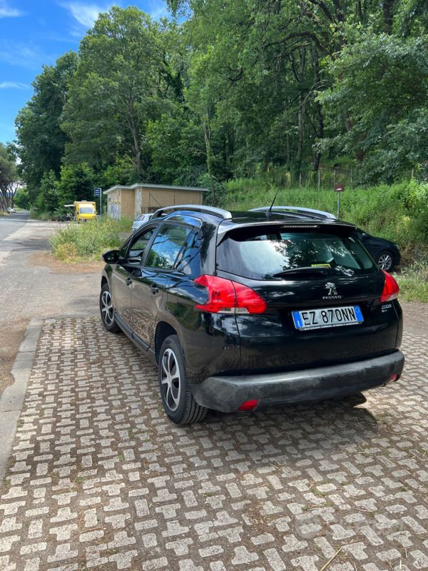Usata Peugeot 2008 92 CV (67 kW) 2015 SUV