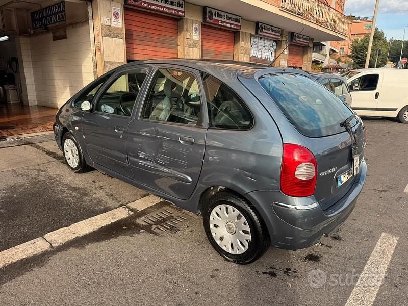 Usata Citroën Xsara Picasso Seduction 109 CV (80 kW) 2008 Monovolume