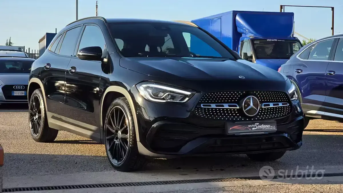 Usata Mercedes GLA200 Premium 150 CV (110 kW) 2022 Nero SUV