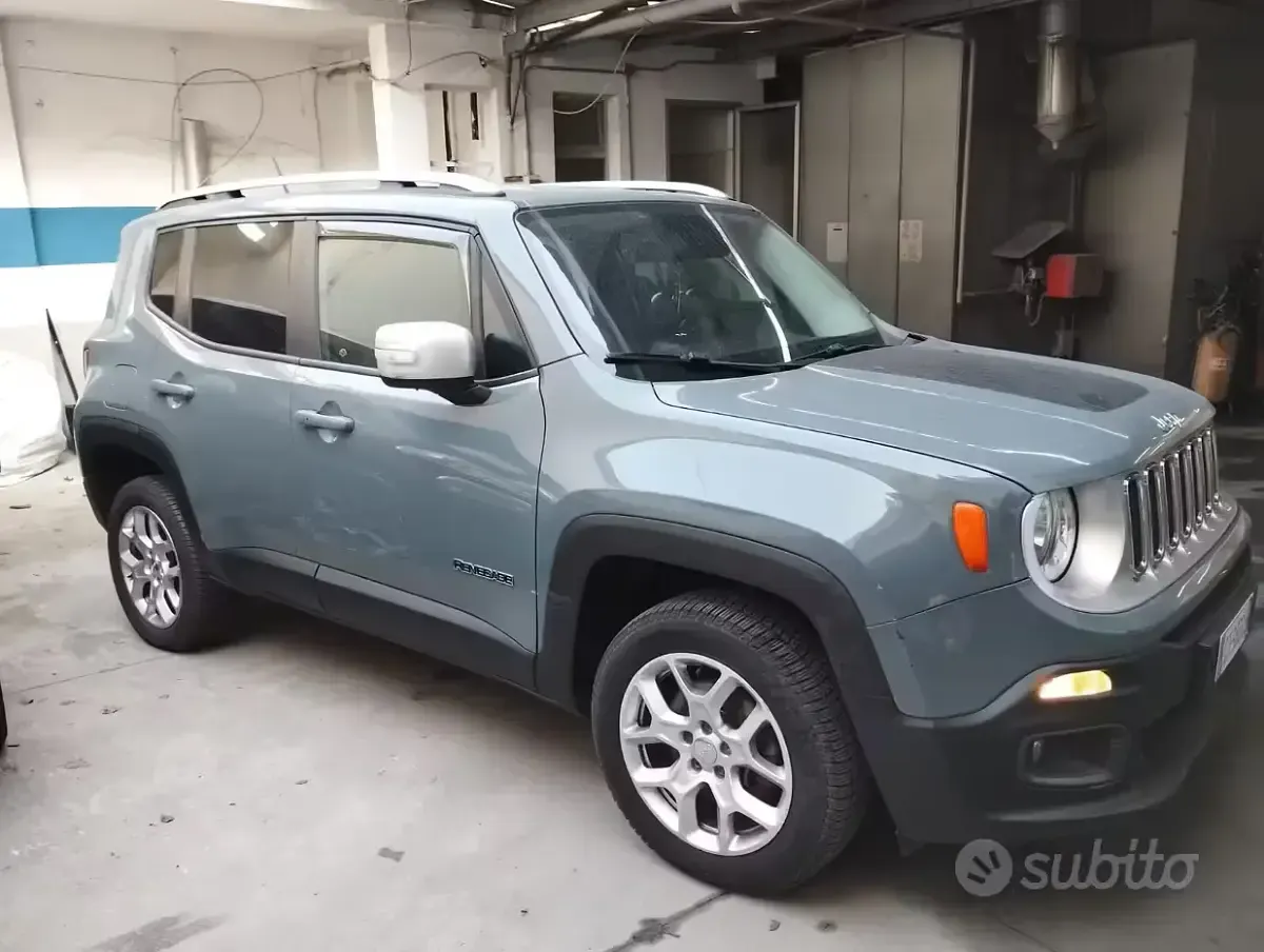 Usata Jeep Renegade 140 CV (102 kW) 2015 Grigio SUV