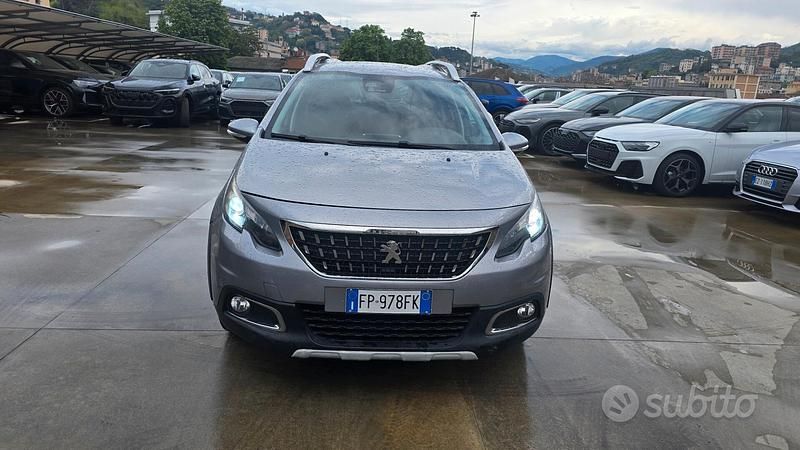 Usata Peugeot 2008 Allure 110 CV (80 kW) 2018 Grigio SUV