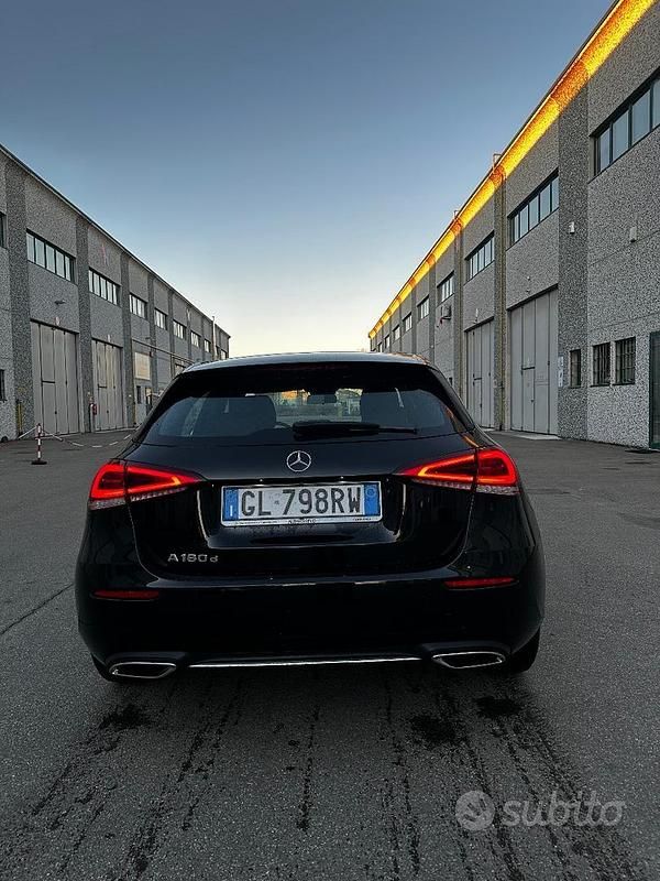Usata Mercedes A180 Edition 136 CV (100 kW) 2022 Nero Berlina