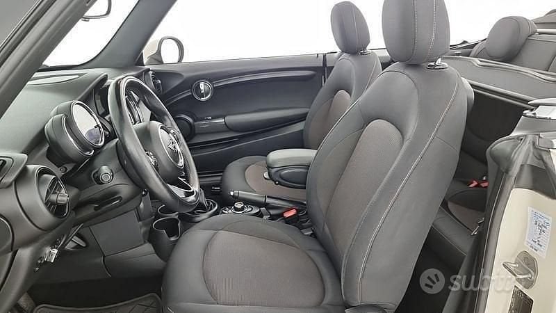 Usata Mini Cooper Cabriolet 136 CV (100 kW) 2017 Bianco Cabrio