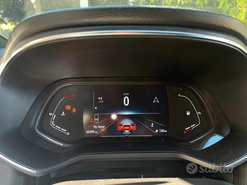 Usata Renault Clio V 90 CV (66 kW) 2021 Nero Berlina