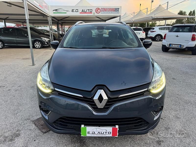 Usata Renault Clio GrandTour 75 CV (55 kW) 2018 Blu Station wagon
