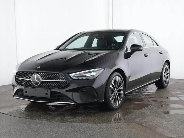 Nero Usata 2025 Mercedes CLA180 Progressive Berlina | 31.990 € (Buon prezzo) - Immagine 1/3