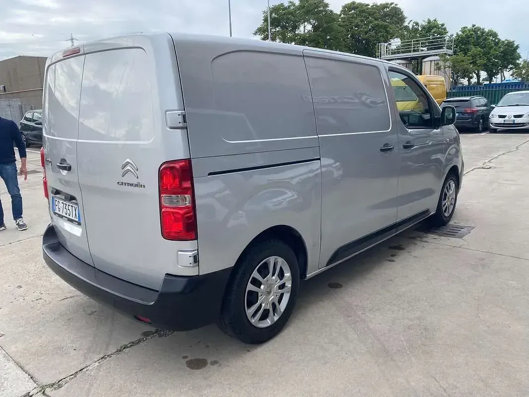 Usata Citroën Jumpy 116 CV (85 kW) 2016 Grigio Monovolume