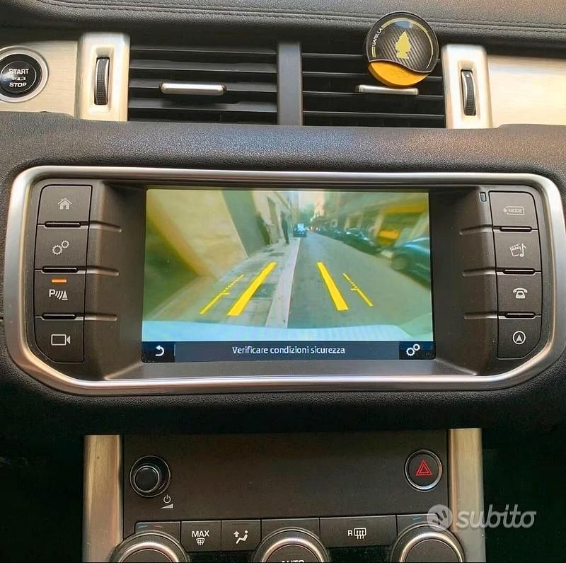 Usata Land Rover Range Rover evoque 150 CV (110 kW) 2018 Bianco Berlina