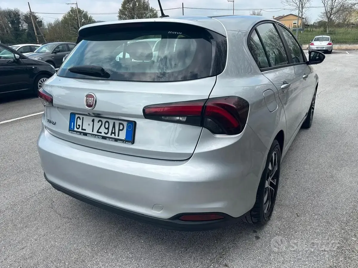 Usata Fiat Tipo 95 CV (69 kW) 2022 Grigio Berlina