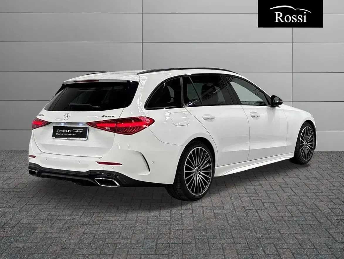 Usata Mercedes 220 Advanced 198 CV (145 kW) 2023 Station wagon