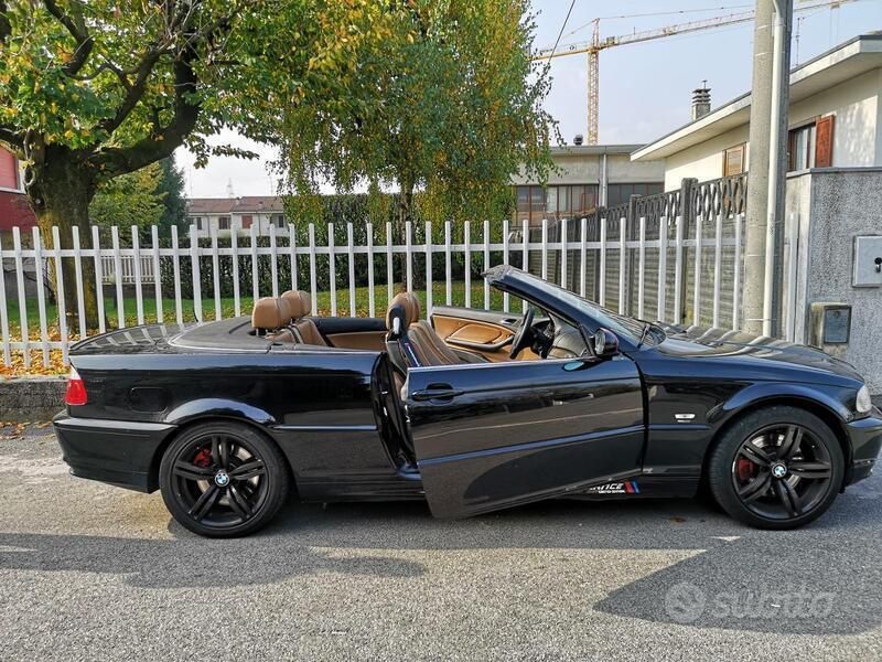 Usata BMW 330 Cabriolet Comfort Edition 231 CV (169 kW) 2003 Nero Cabrio