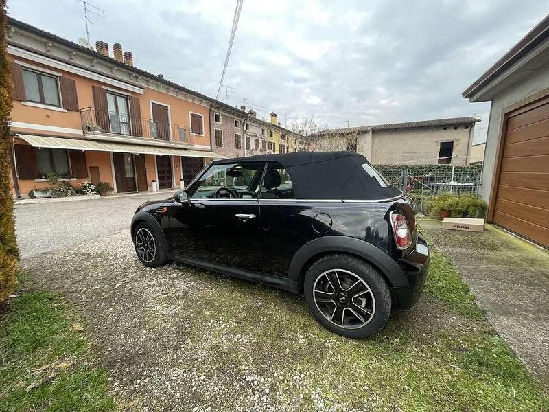Usata Mini One Cabriolet 98 CV (72 kW) 2012 Cabrio