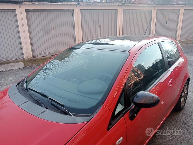 Usata Fiat Punto 2012 Rosso Utilitaria