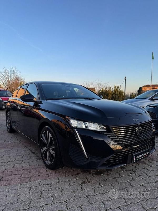 Usata Peugeot 308 Allure 131 CV (96 kW) 2023 Nero Station wagon