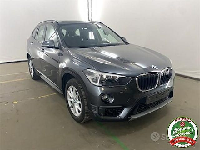Usata BMW X1 Advantage 116 CV (85 kW) 2018 Grigio scuro SUV