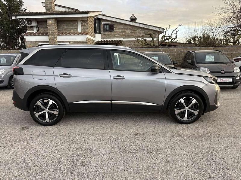 Usata Peugeot 5008 Allure 131 CV (96 kW) 2023 Argento Monovolume