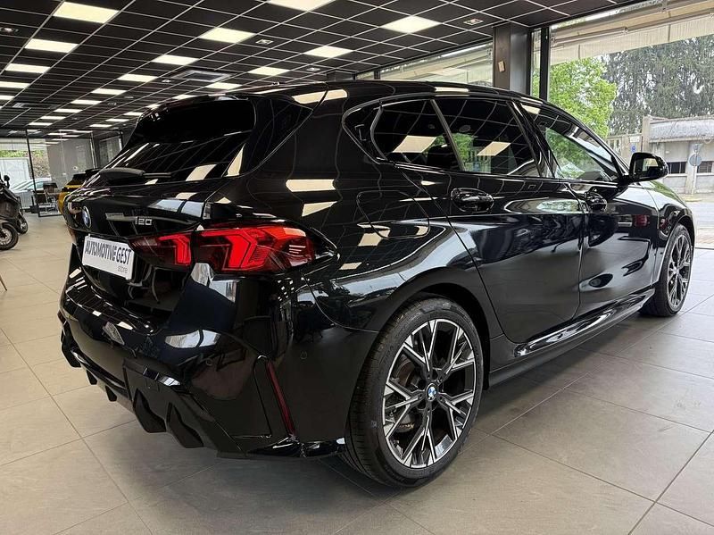 Usata BMW 120 M Sport 170 CV (125 kW) 2025 Nero Utilitaria